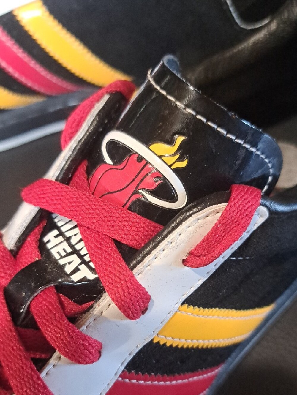 Adidas X Miami Heat Superstar NBA  Sneakers 11 - Picture 6 of 10